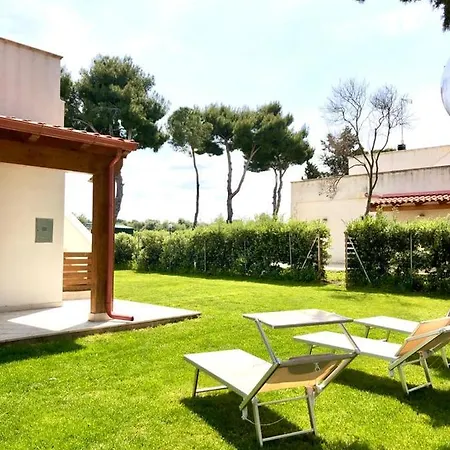 Costanza Nyaraló Bari